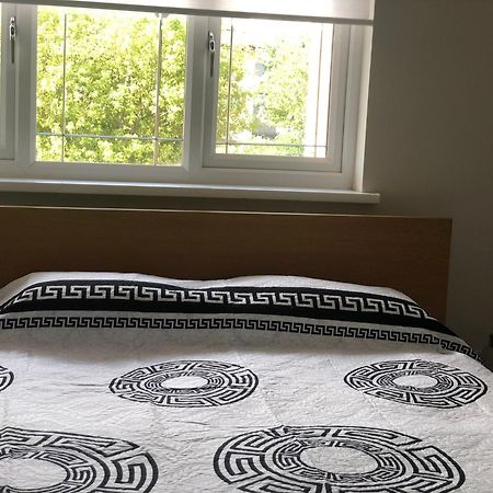 Cozy House With Free Parking & Wifi Near Maryland Station Londres Exterior foto