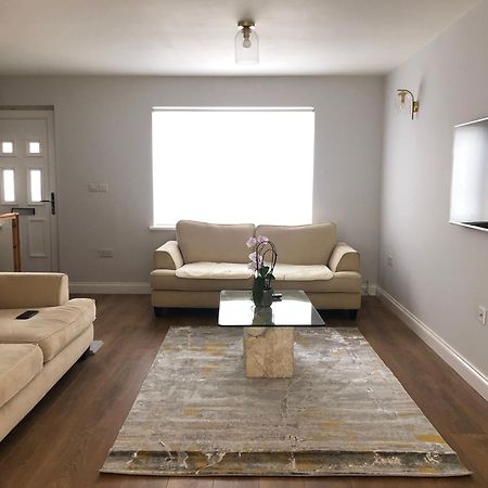 Cozy House With Free Parking & Wifi Near Maryland Station Londres Exterior foto