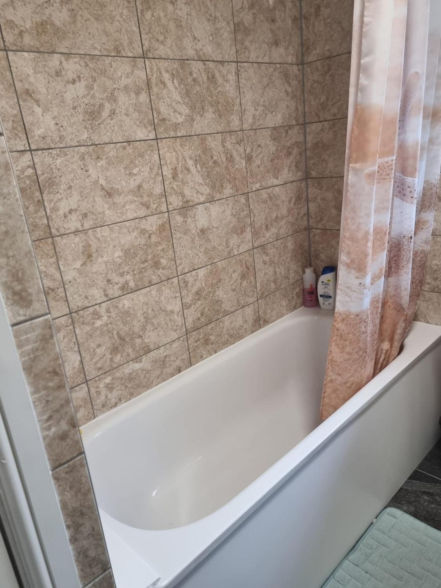 Cozy House With Free Parking & Wifi Near Maryland Station Londres Exterior foto
